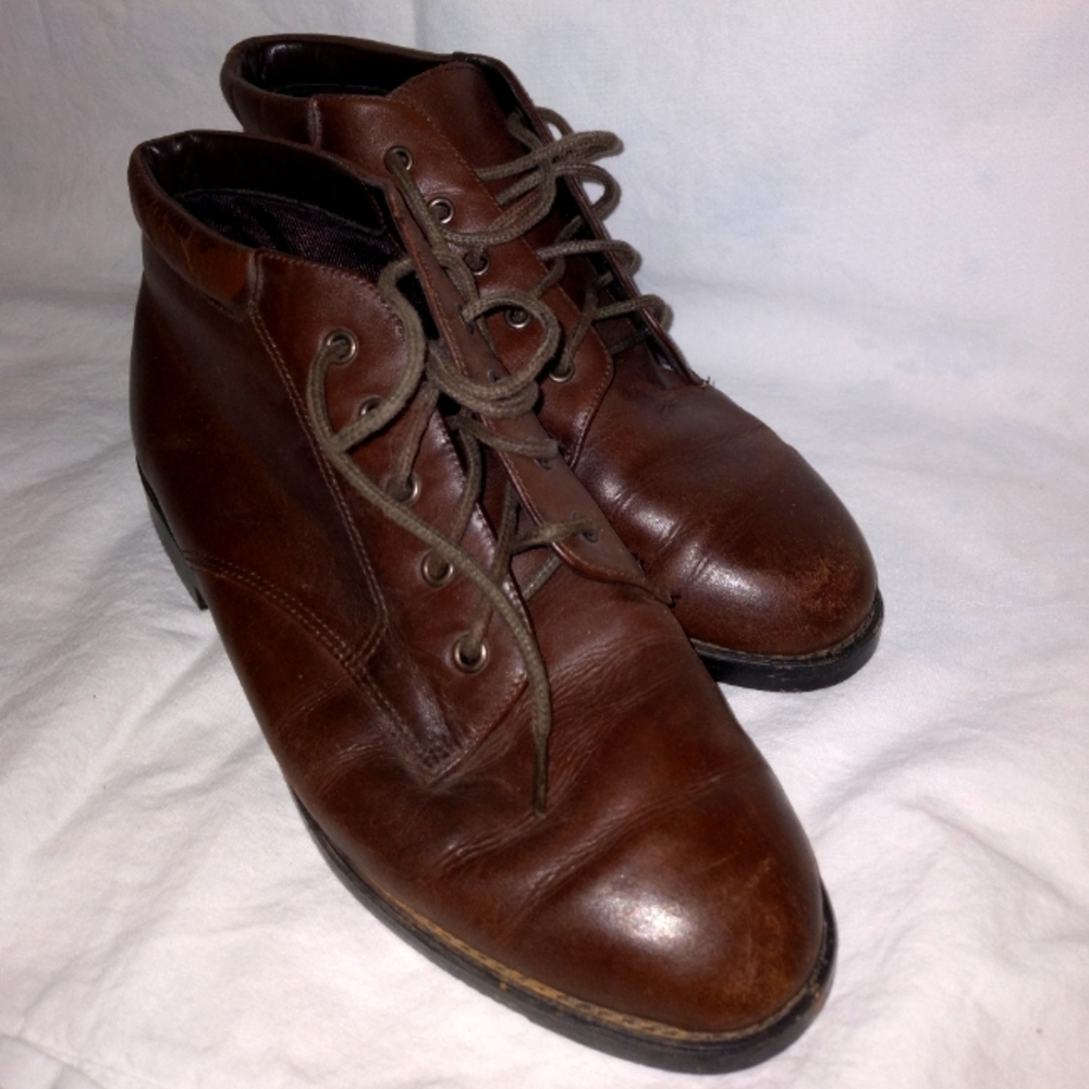 Brown Naturalizer Shoes, Size 7 1/2